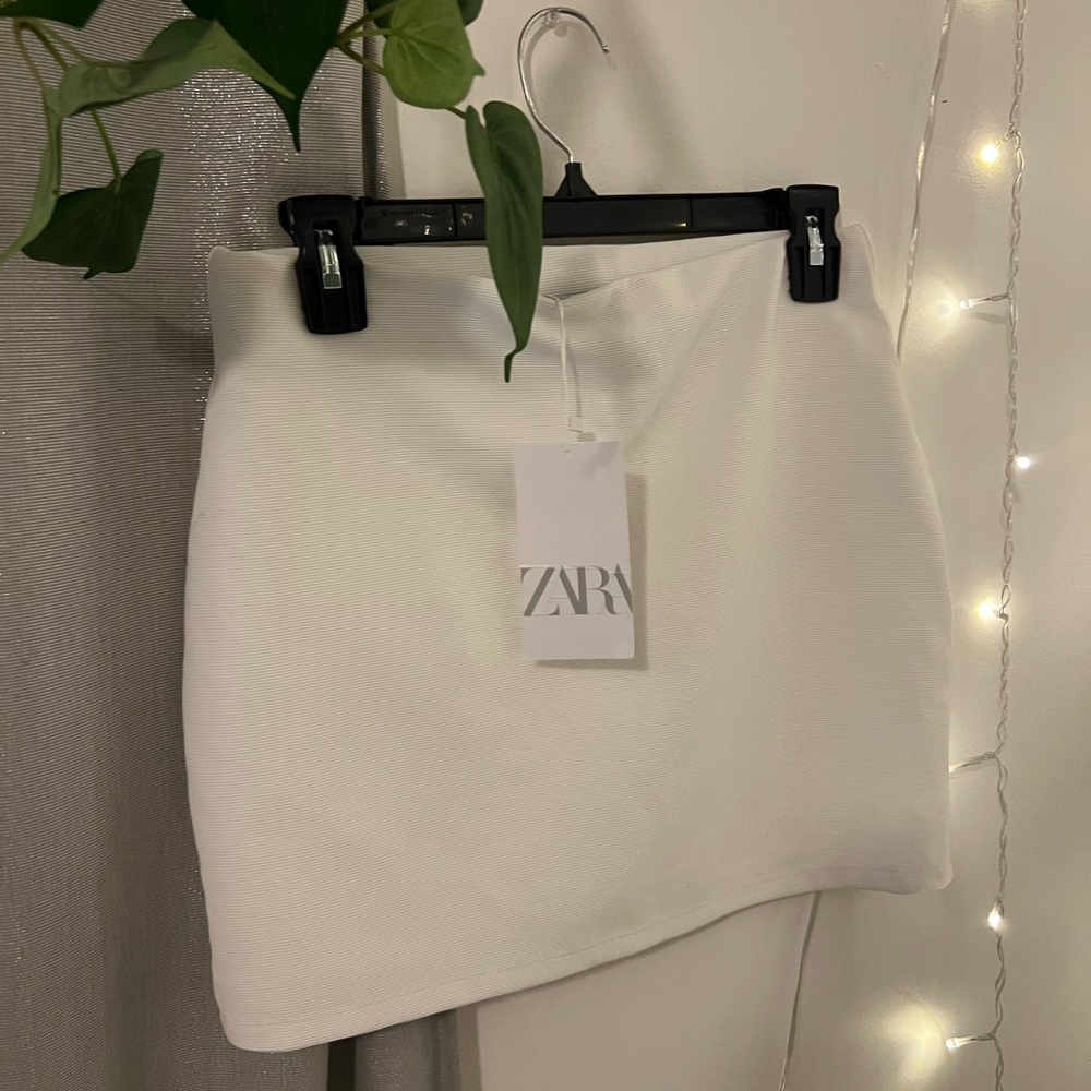 Zara Cream Mini Skirt
